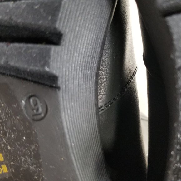 Dirty Laundry Maps Lug Sole Chelsea Booties, Black Faux Leather, Womens Size 9 M - Picture 10 of 11